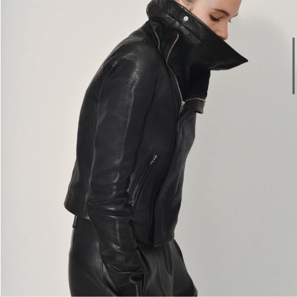 New Veda Classic Max Black Leather Jacket - Picture 2 of 12